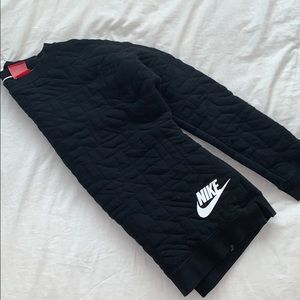Juniors Nike sweat shirt